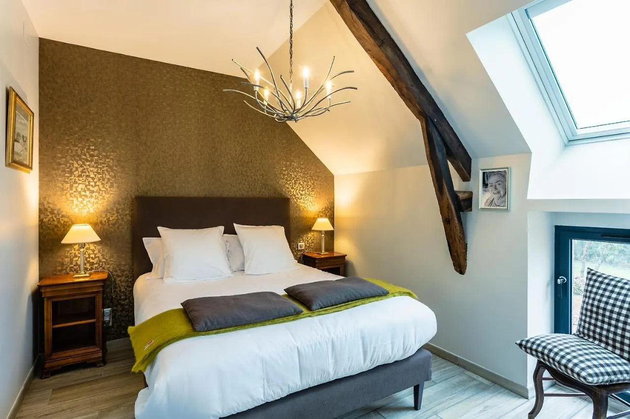 Les Enclos Secrets Livernon