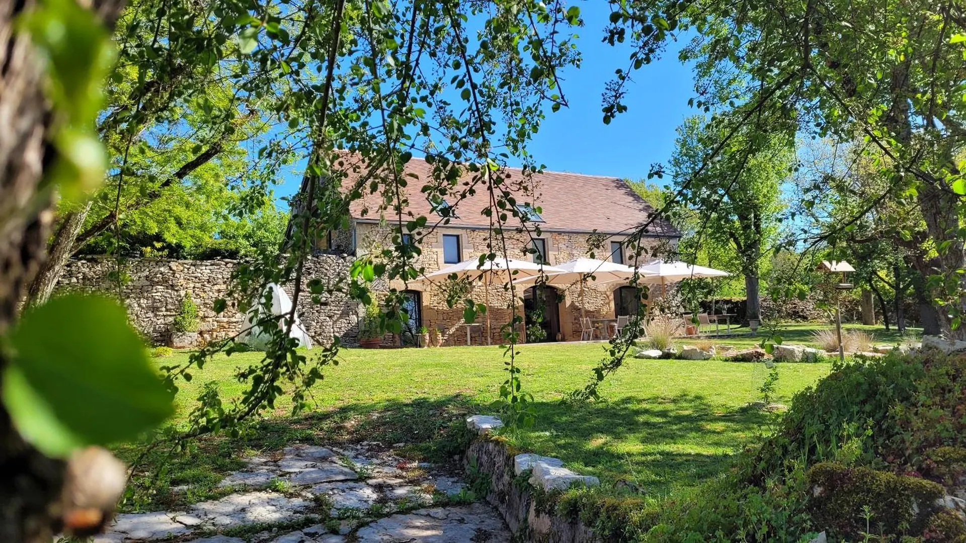 Les Enclos Secrets Livernon