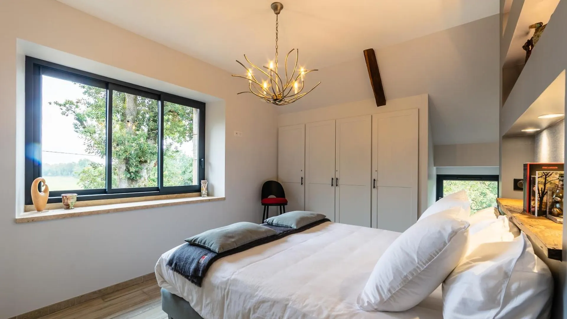 Les Enclos Secrets Livernon Bed & Breakfast